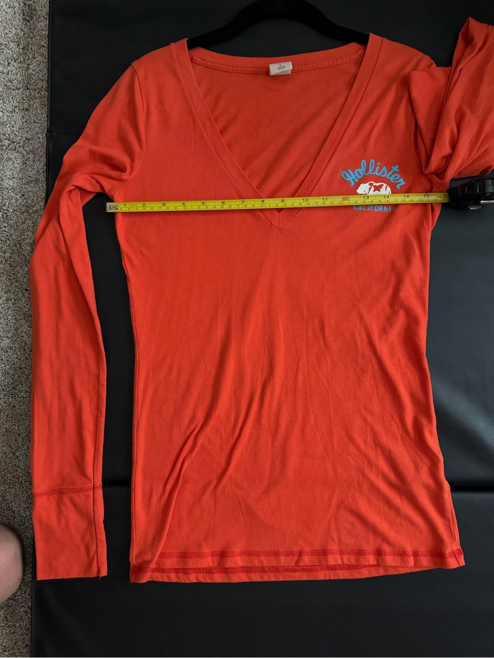 Hollister Y2K  Coral Crewneck Long Sleeve Tee L
And shorts set